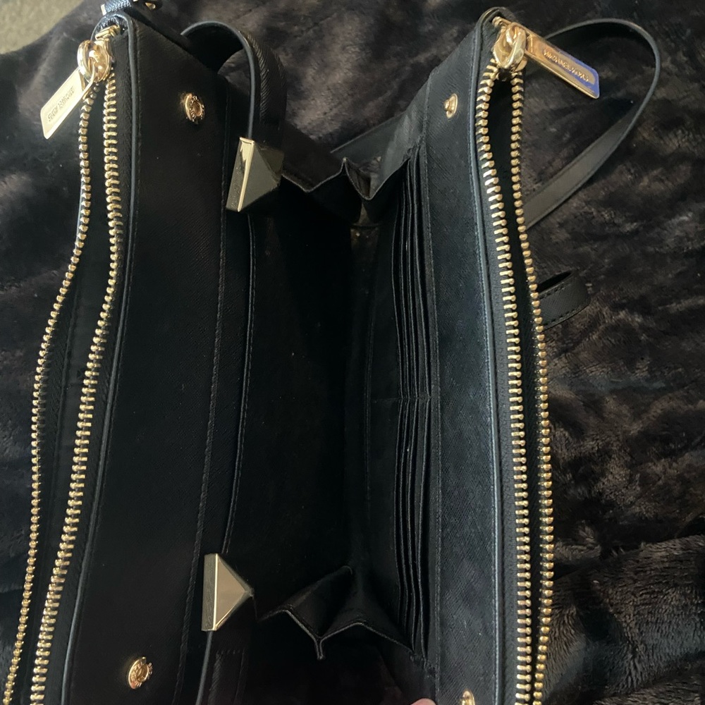 Michael Kors cross body bag - Picture 3 of 4
